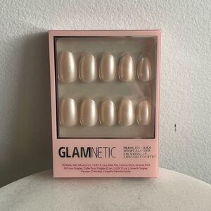 2 for $22 - Glamnetic Press On Nails - ?